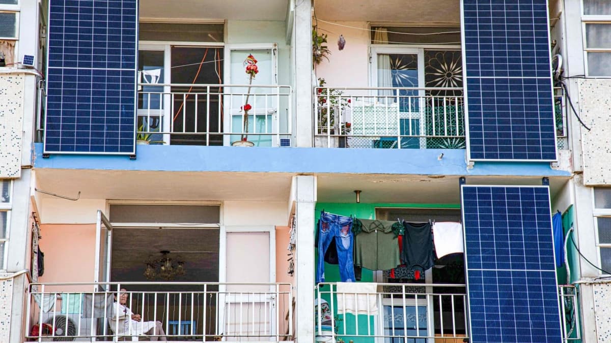 China Is Poised to Reap Rewards as Energy Shock Heats up the Race for Renewables