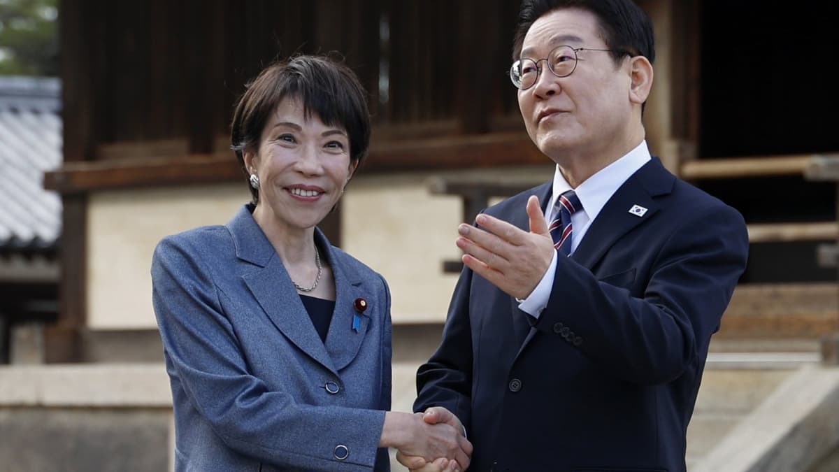How Trump Is Inadvertently Bringing Japan, South Korea Together