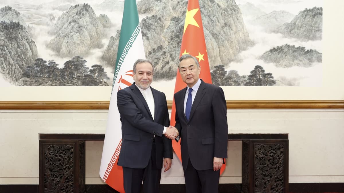 Iran’s Top Diplomat Abbas Araghchi to Visit China Days Ahead of Donald Trump