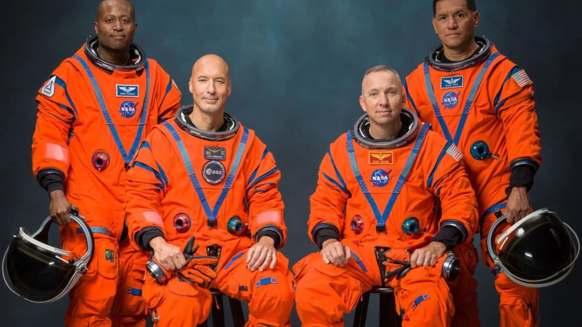 Nasa Chief Defends Choice of All-Male Artemis III Crew