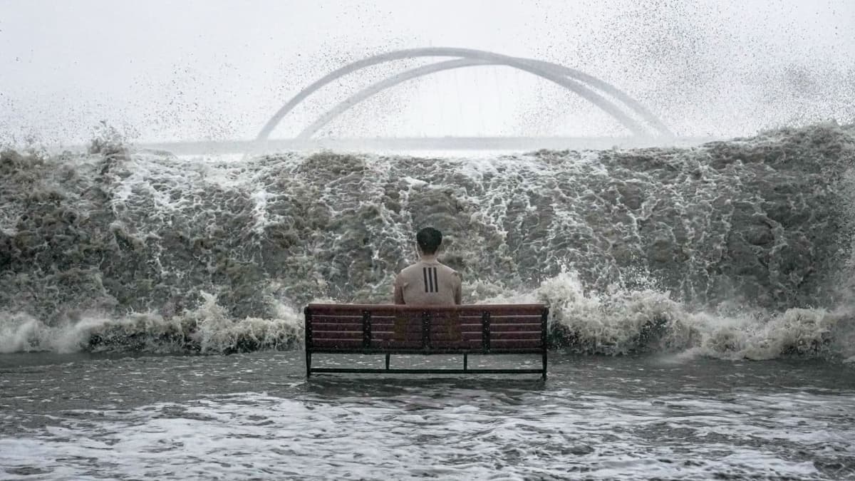 Chinese AI Improves Forecasts as Hong Kong Braces for Super Typhoons