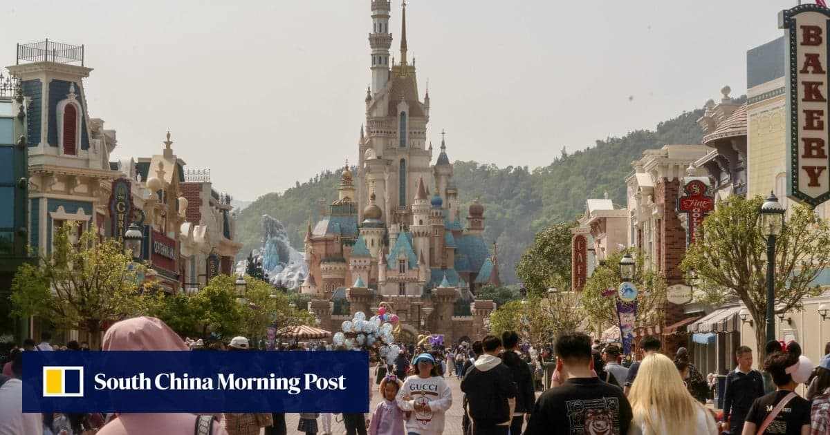 Hong Kong Disneyland Profit Drops as Costs Rise, Visitors Fall