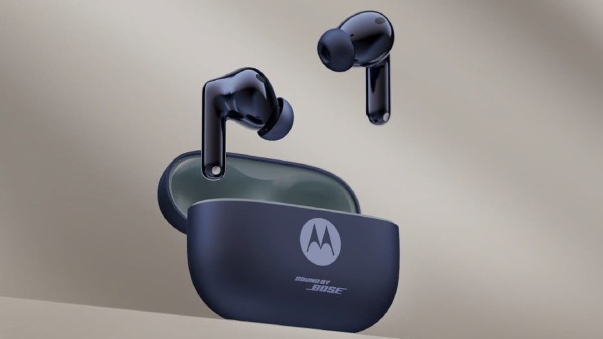 The Moto Buds 2 Plus Pack Bose Audio and AI Smarts Into a $150 Package