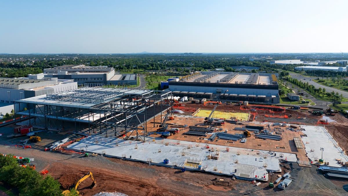 The Biggest Hurdles for Data Center Contruction