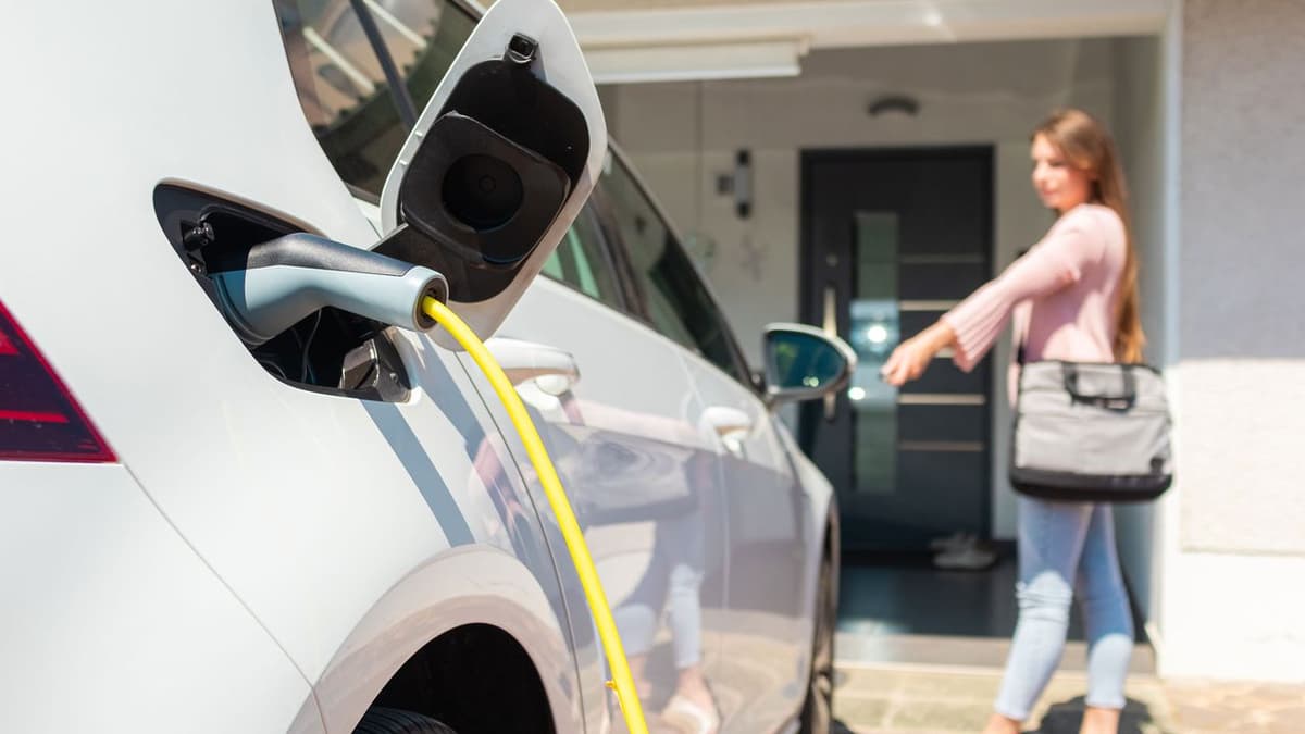 No Driveway, No Problem? New Rules Could Unlock At-Home EV Charging