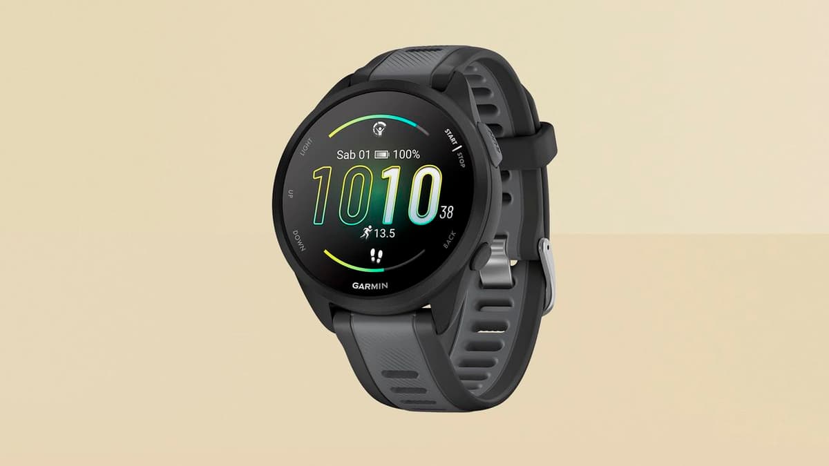 Garmin's "Perfect Fitness Watch" With 11-Day Battery Life and AMOLED Screen Falls to Lowest Ever Price