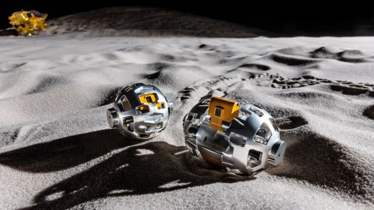 How Japanese Scientists Sent a Real-Life Transformer to the Moon