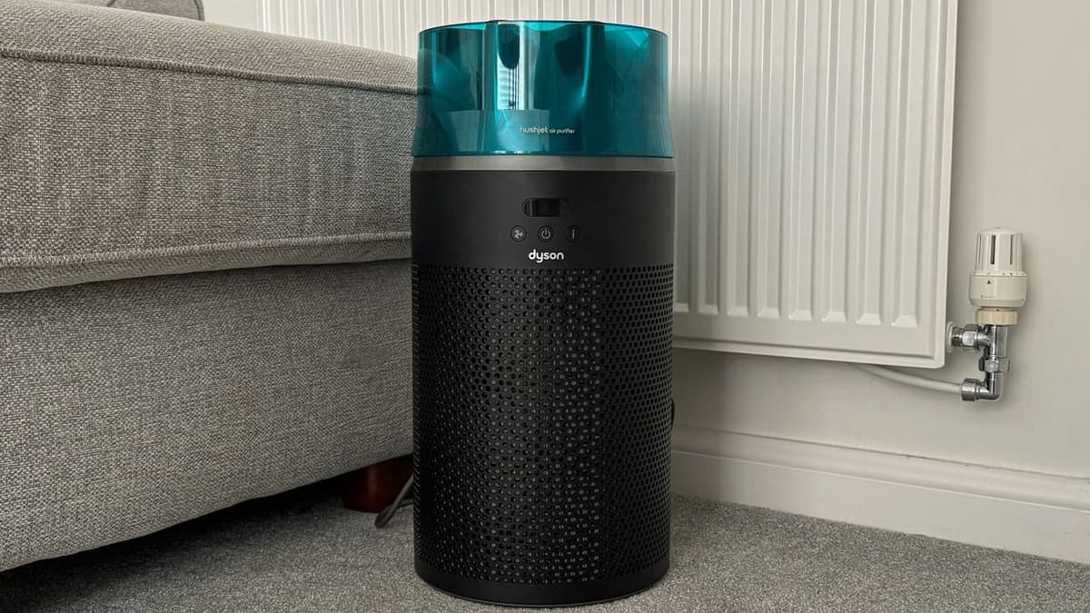 The Dyson HushJet Compact Air Purifier Is Powerful, Quiet, and Proof that Good Things Do Come in Small(ish) Packages