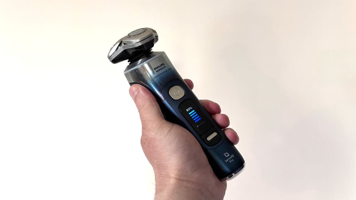 The Philips Norelco I9000 Prestige Ultra Day & Night Delivers Flagship Rotary Shaving with a Sci-Fi Twist
