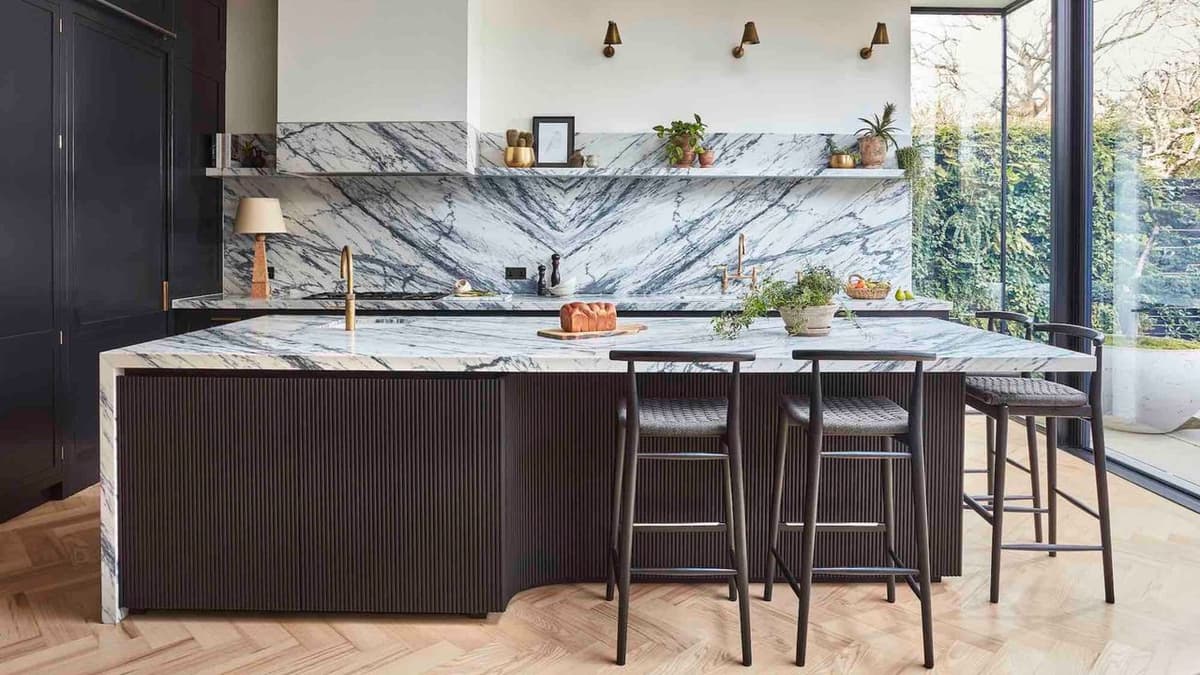 5 Genius, Designer-Approved Styling Tricks That Tackle the Biggest Eyesores in Your Kitchen — Say Goodbye to Features Spoiling Your...