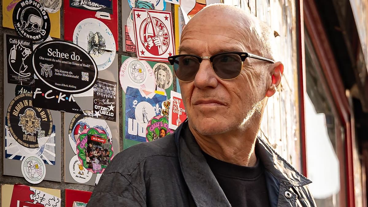 Midge Ure Announces New Album A Man Of Two Worlds and Releases Lead Single Just Words