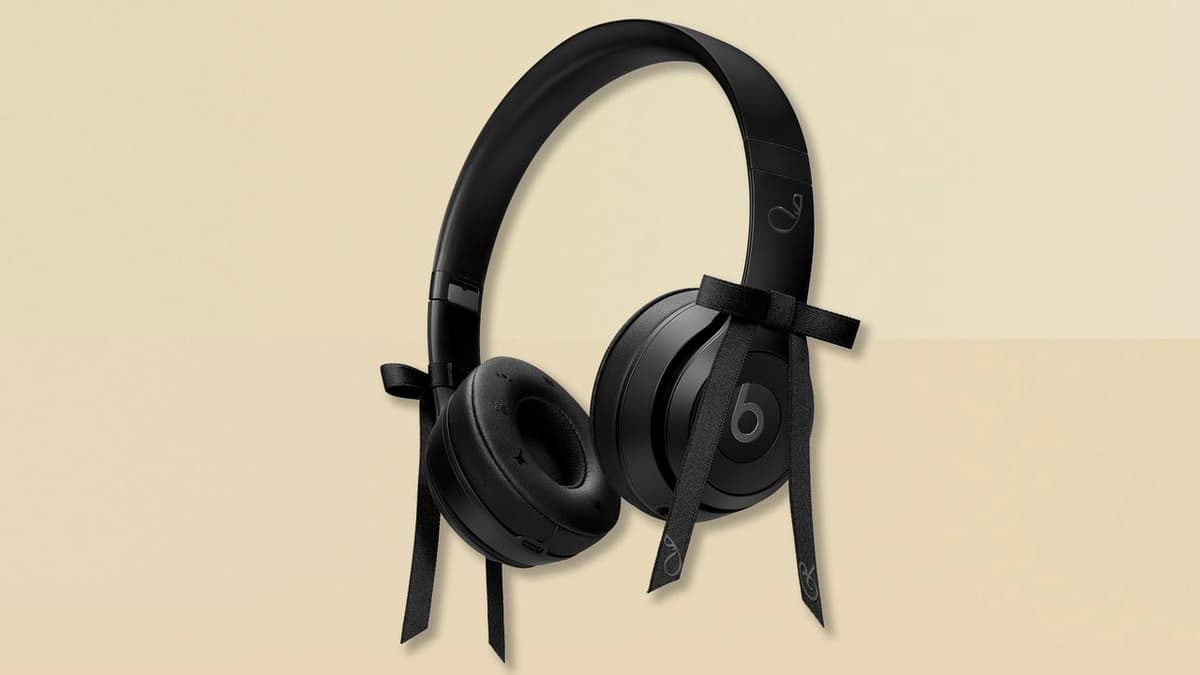 Beats Brings Back Its Sold-Out JENNIE Headphones in a Stealthy New Colour