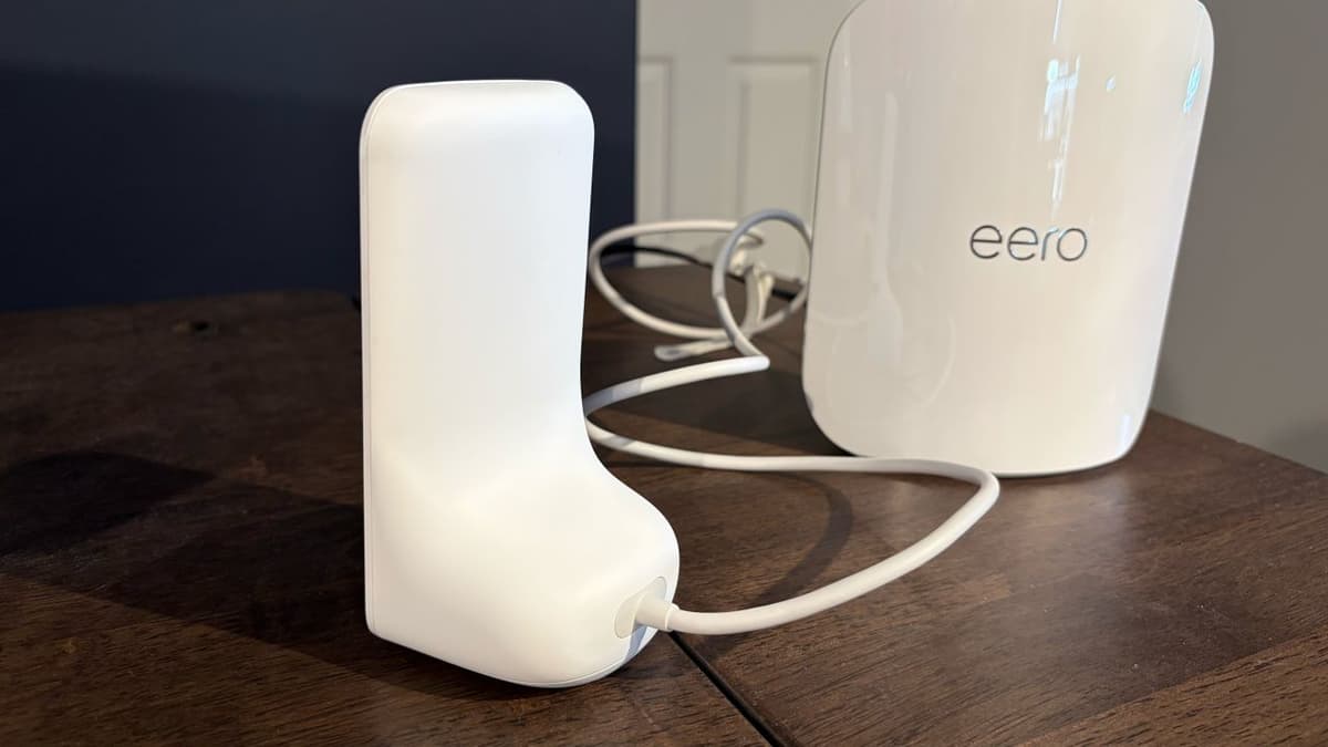 Amazon Eero Signal Review: 4G LTE Internet Backup for Your Eero Mesh Network