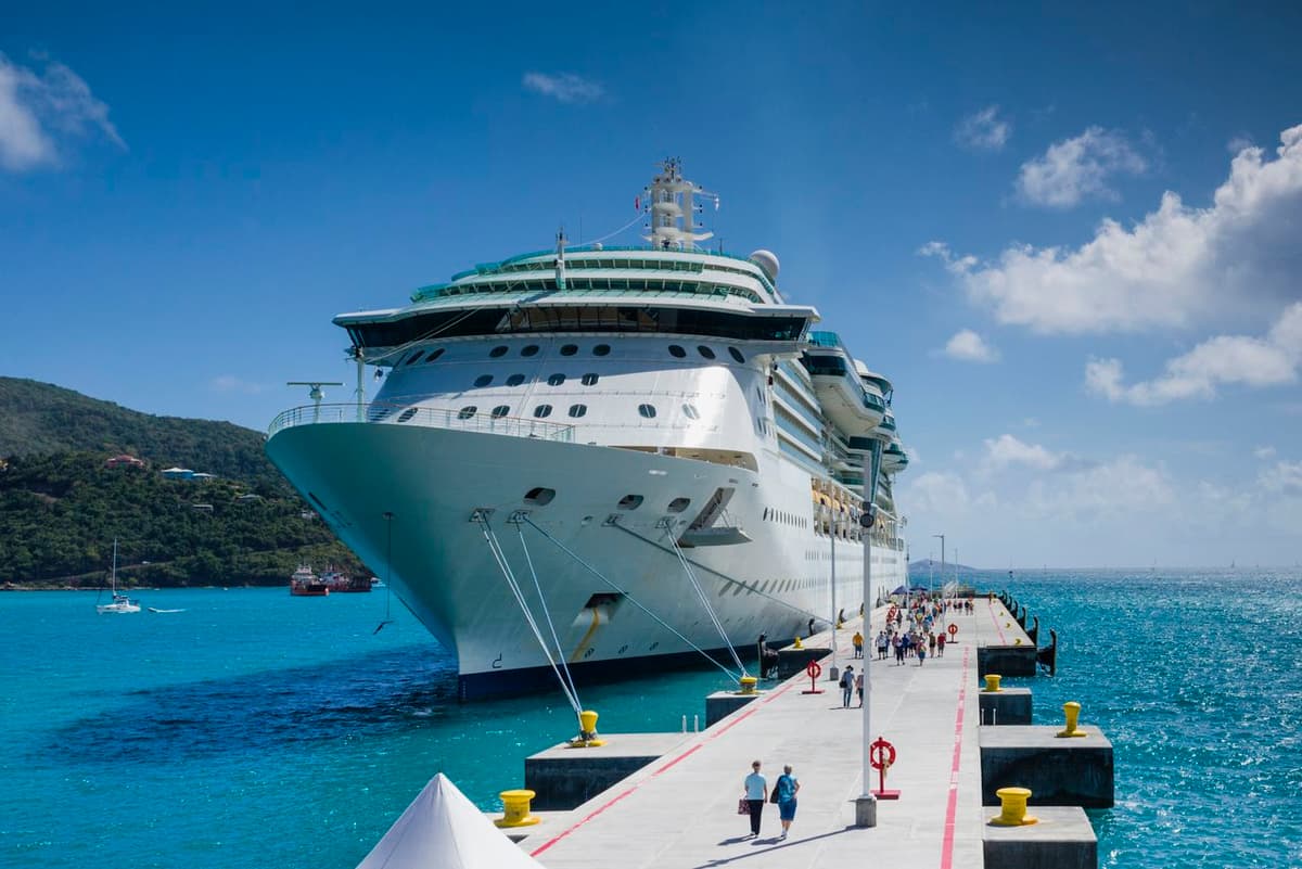 Medicare and Cruises: The 6-Hour Rule