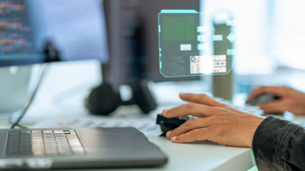 “2026 Is the Year We Expect to See the AI PC Crossover” - AMD Head Tells Us Why This Will...