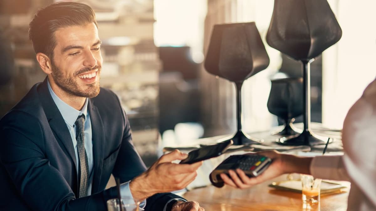 The First 5 Years After a Salary Jump: How to Handle a Pay Raise Without Buying a Life You Can't...