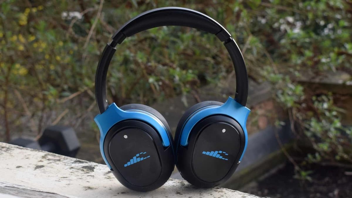 Are These the Best-Designed Workout Headphones Ever? I Used Them for a Month to Find Out