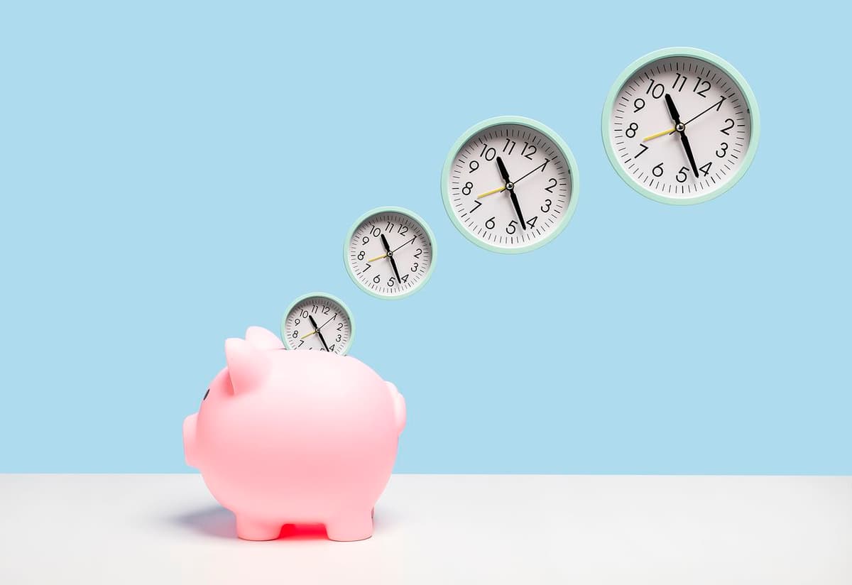 Last-Minute Pension Investing Could Cost Brits £24,000 – What’s a Better Way to Save?