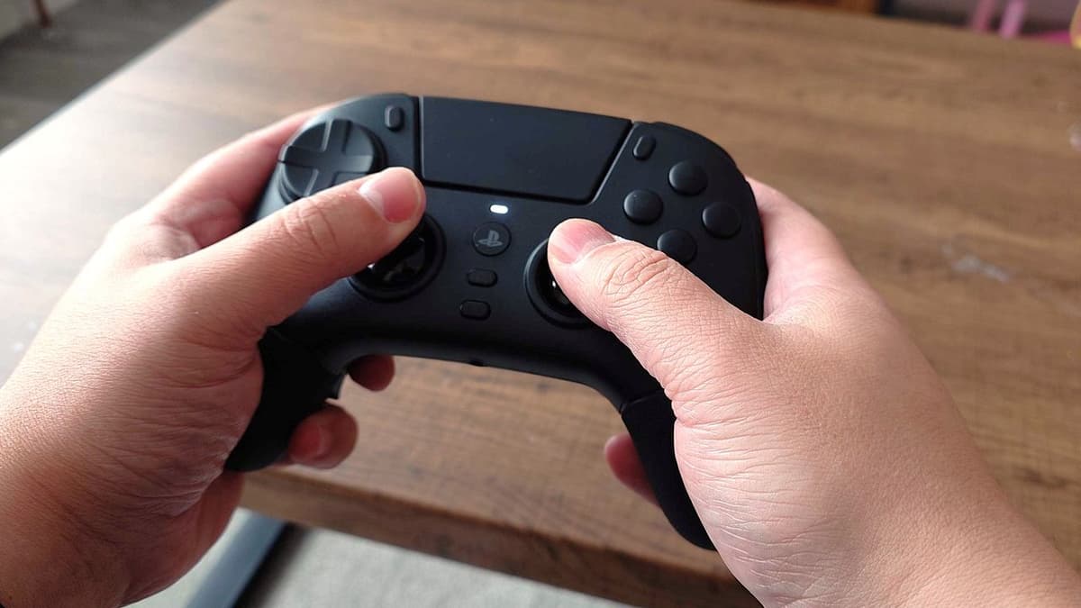 Razer's PS5 Controller Also Makes for an Amazing PC Gamepad with TMR Analog Sticks and 2000Hz Polling Rates — and with This Deal, It's a No-Brainer