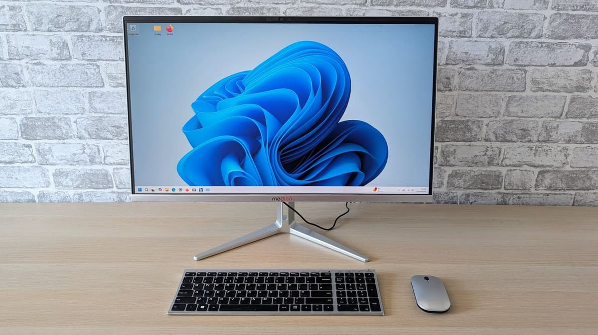 Medion Signium 27 S1 All-in-One PC Review: A Smart, Cheap, Upgradable AIO PC
