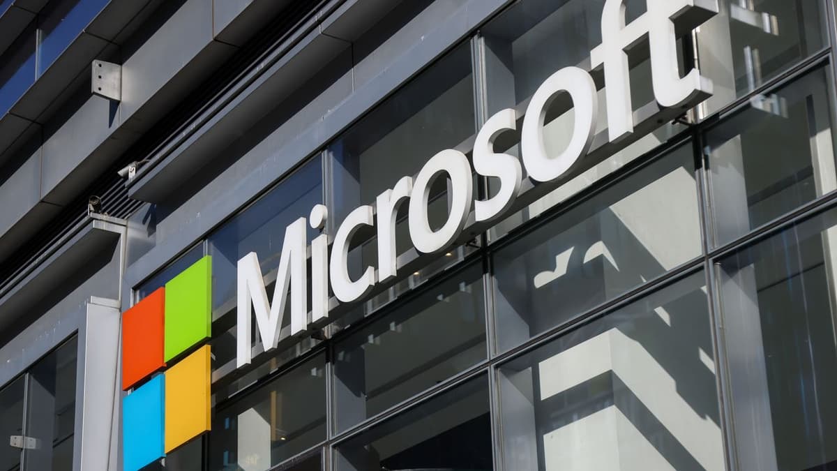 Google, Microsoft, Meta, and Amazon Capex Spending to Hit $725 Billion in 2026, up 77% From Last Year — Analyst...
