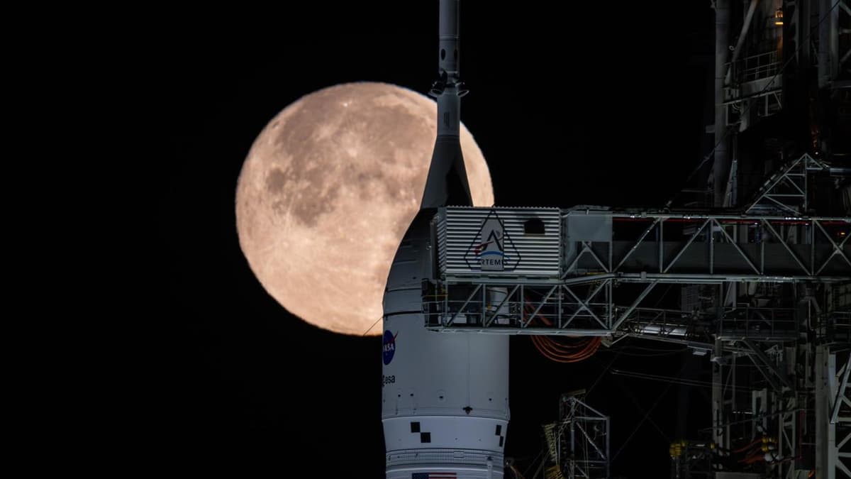 NASA Will Fuel up Its Artemis 2 Moon Rocket for the 2nd Time on Feb. 19. Will It Leak Again?