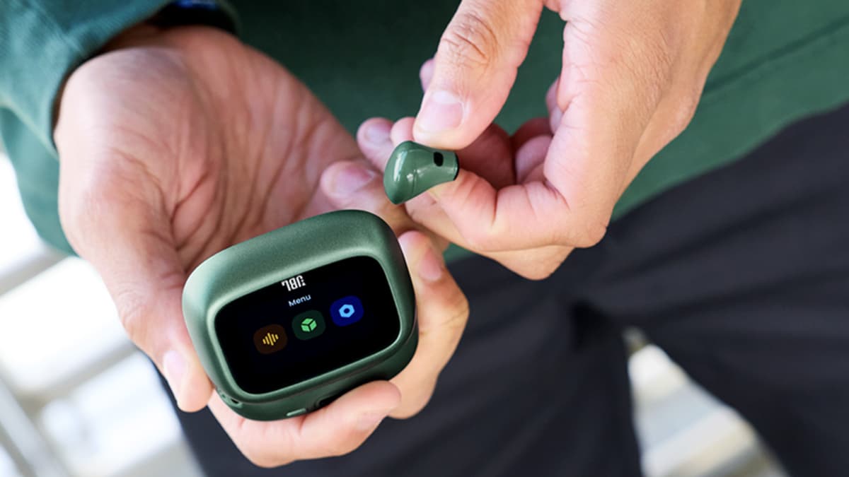 Forget AirPods, JBL's Latest Earbuds Have a Unique Feature Like No Other
