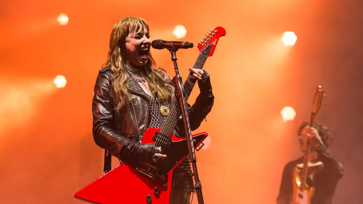 "It Brings to Mind the Amped-Up Energy of Motörhead's No Sleep 'Til Hammersmith or Thin Lizzy's Live And Dangerous." Halestorm...