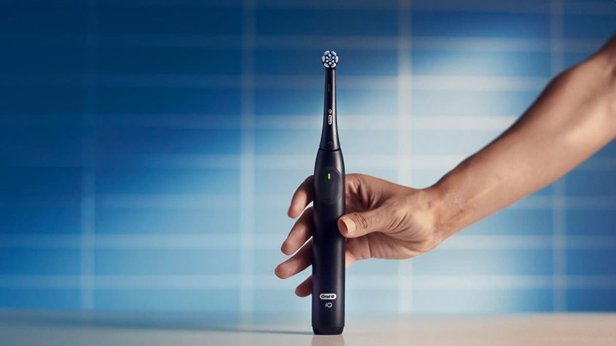 The only Oral-B Electric Toothbrush Upgrade You Need Is at Its Lowest-Ever Price on Amazon