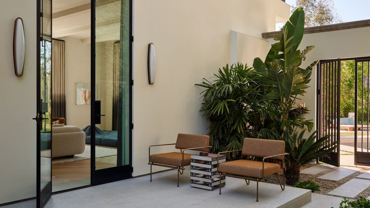 4 Exterior Paint Trends for 2026 You Should Really Know About Before Even Picking Up a Paintbrush This Summer