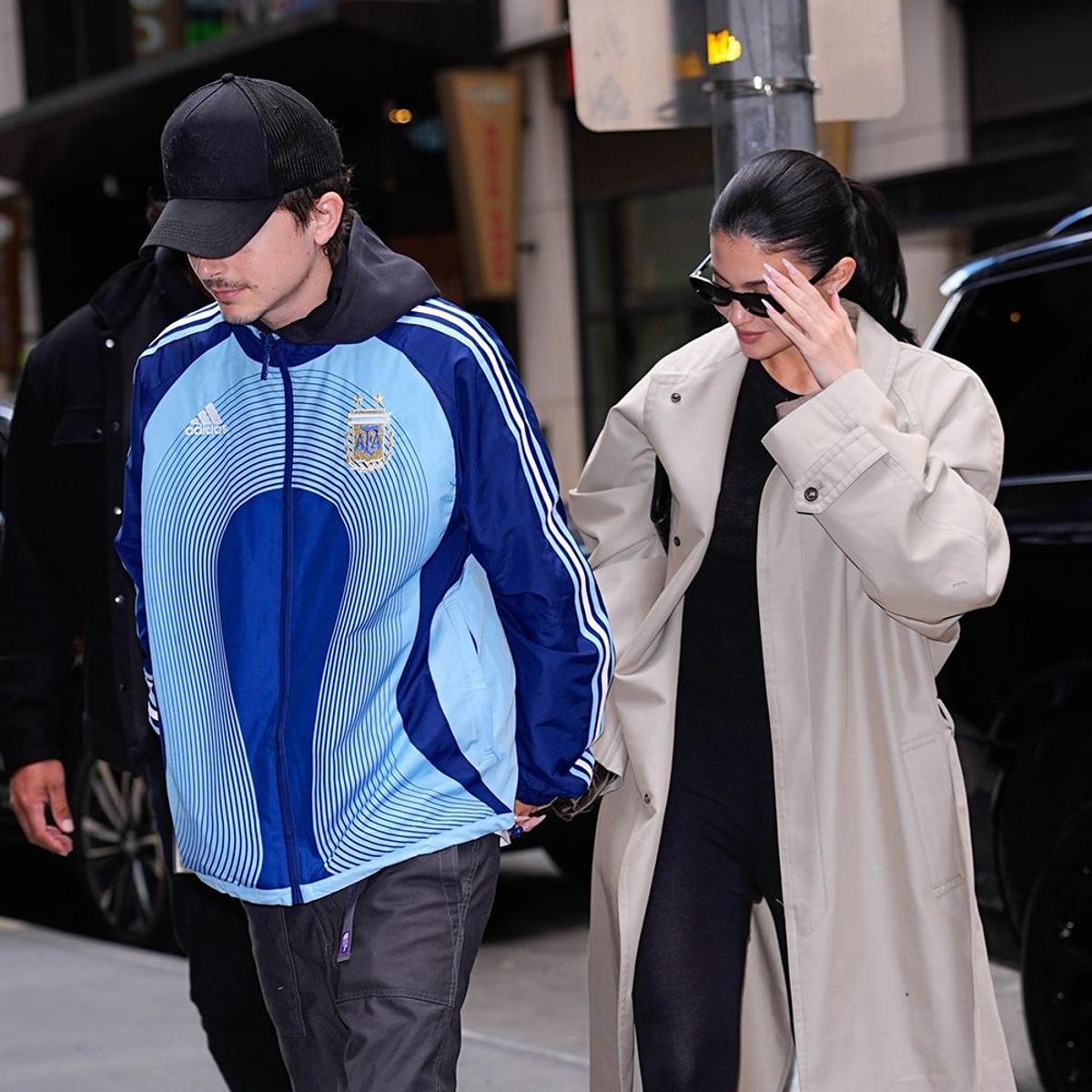 Kylie Got the Memo That This Is the It-Girl Capri-Pant Outfit of 2026