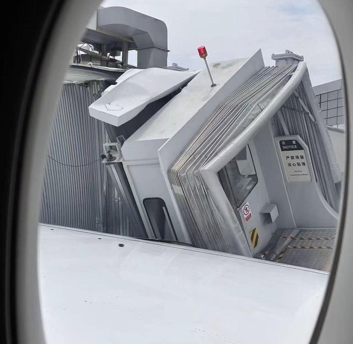 China Eastern A350 Repeatedly Rams Jet Bridge With Engine & Wing: HUH?!?