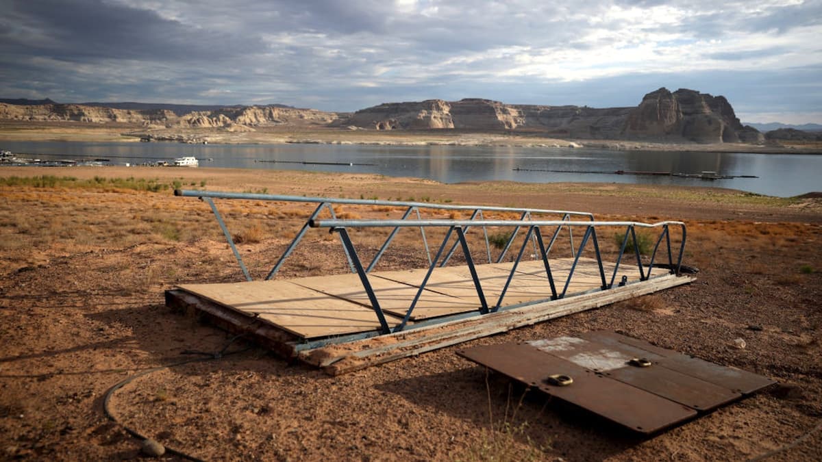 Planning a Trip to Lake Powell? Here’s What You Need to Know About Historically Low Water Levels.