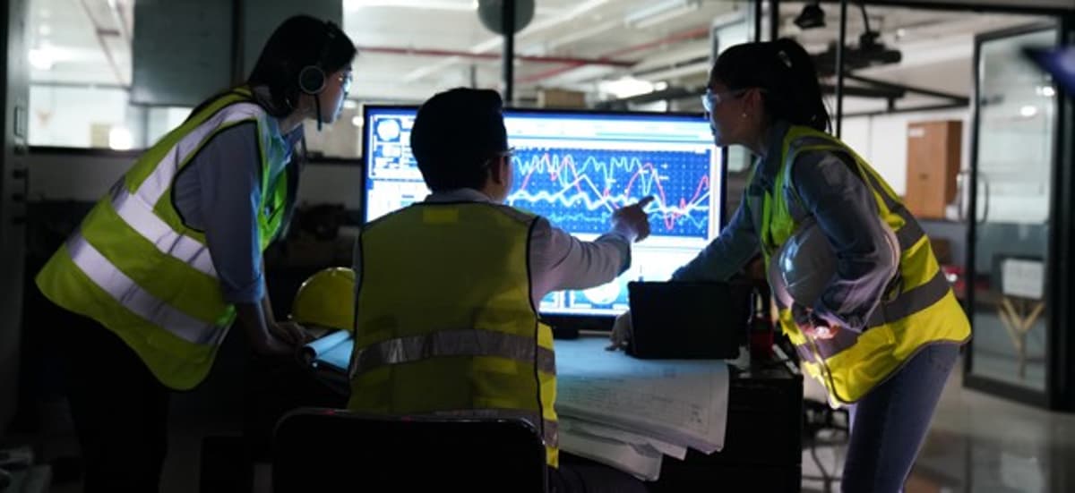 Beyond 99.9%: Why Public Safety Can’t Afford 'Standard' Uptime