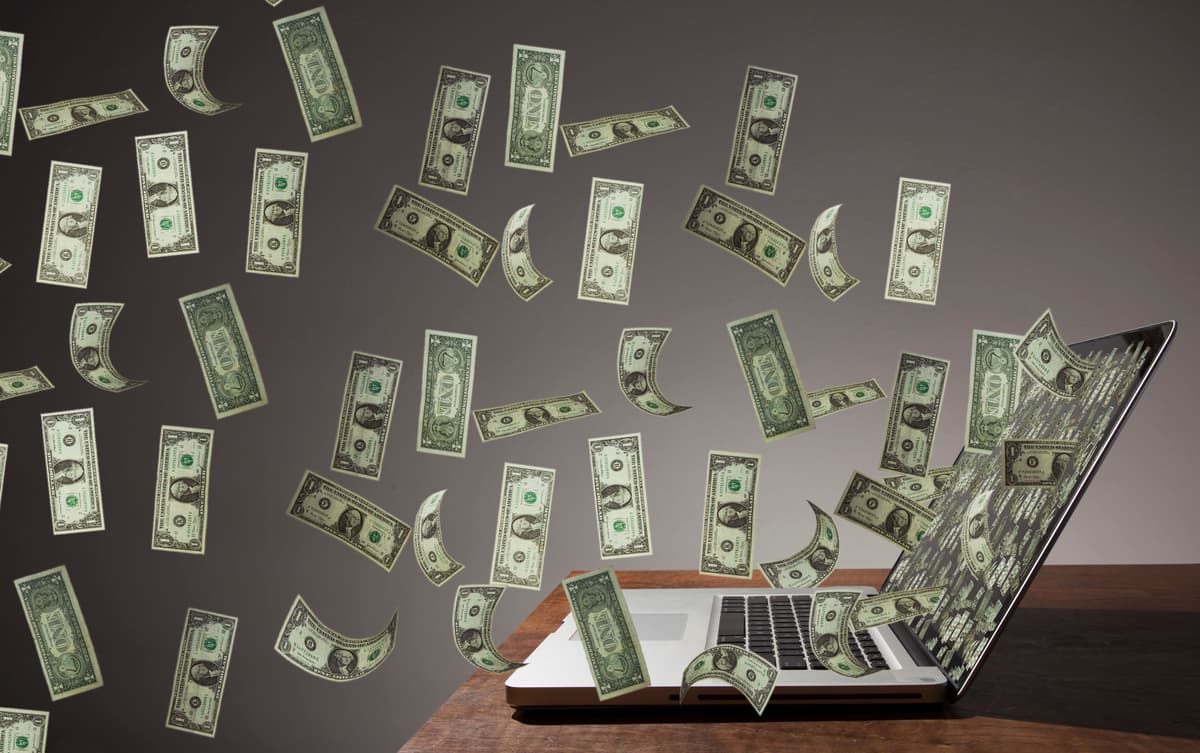 Tech Budgets: CFOs Battle the Bulge