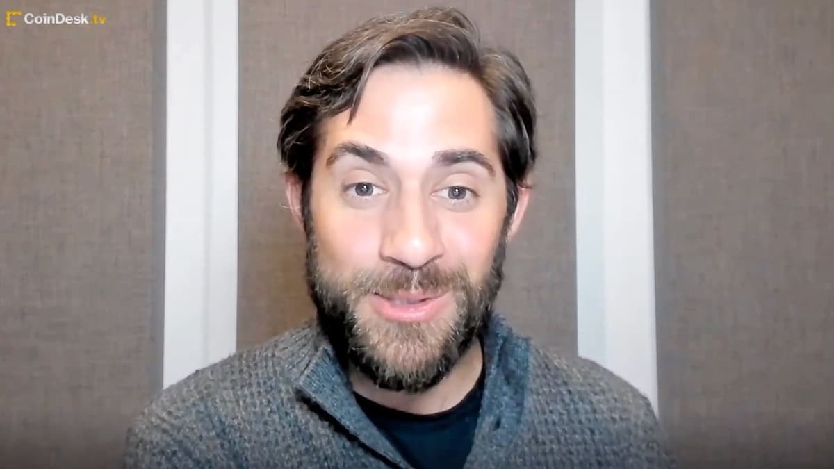 Farcaster Founders Step Back as Neynar Acquires Struggling Crypto Social App