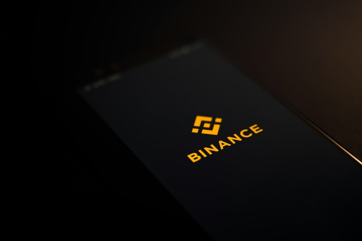Binance to Compensate Users Affected by Crash in wBETH, BNSOL, and Ethena’s USDe