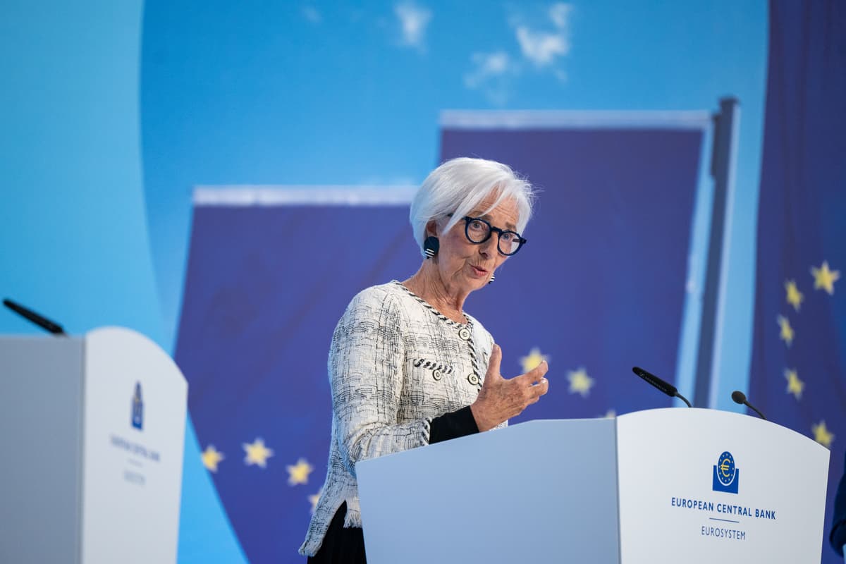 ECB's Lagarde’s Digital Euro Warning: Why Europe Shouldn’t Just Copy the U.S. Stablecoin Model