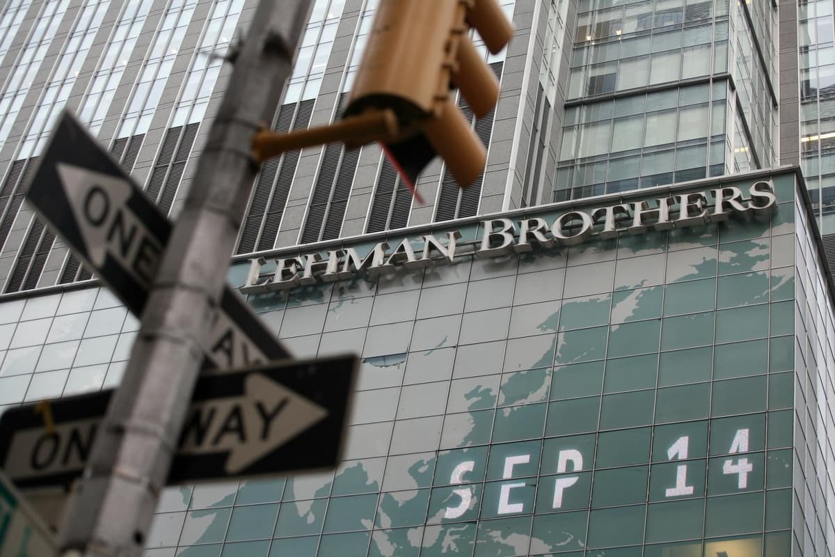 Americans Still Prefer Banks over Crypto for Financial Access, CoinDesk's Survey Shows