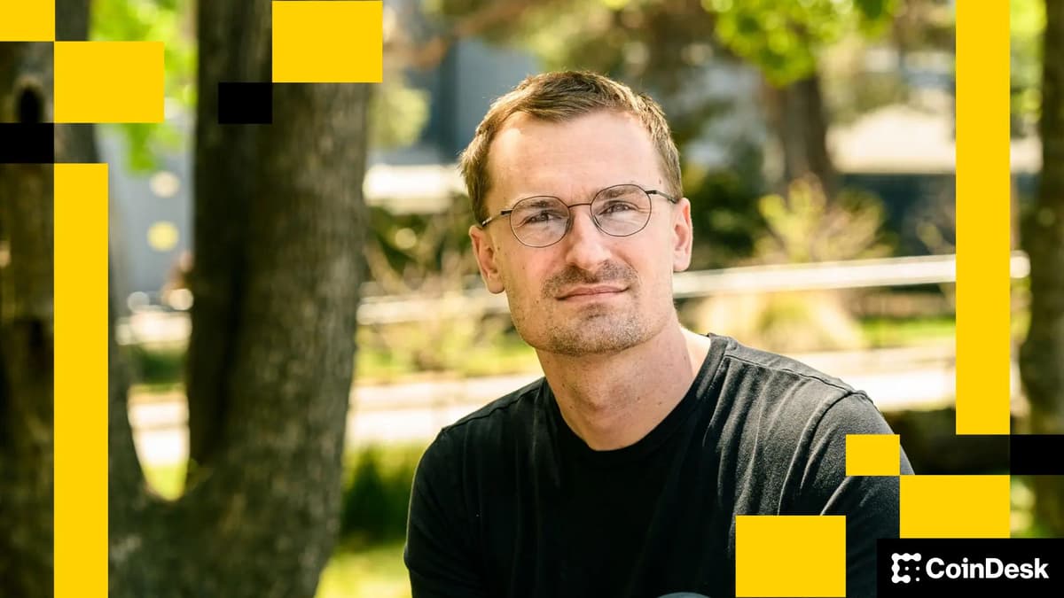 Base’s Creator Coin Push Sparks Builder Backlash over Favoritism Concerns