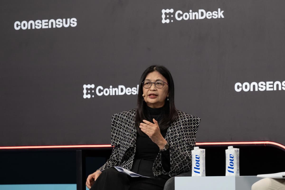 Hong Kong Working to Allow Perpetual Contracts, Chief Regulator Says