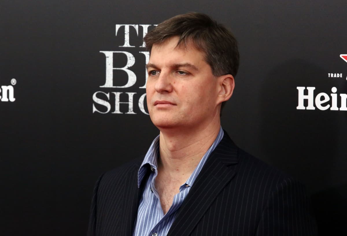 ‘Big Short’ Investor Michael Burry Warns Bitcoin Plunge Could Trigger $1 Billion Gold, Silver Sell-Off
