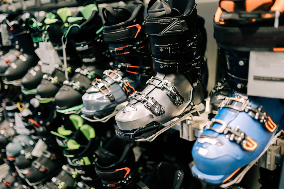Are Ski Boots Bad for Your Feet? We Spoke To Experts And Found Out The Truth.
