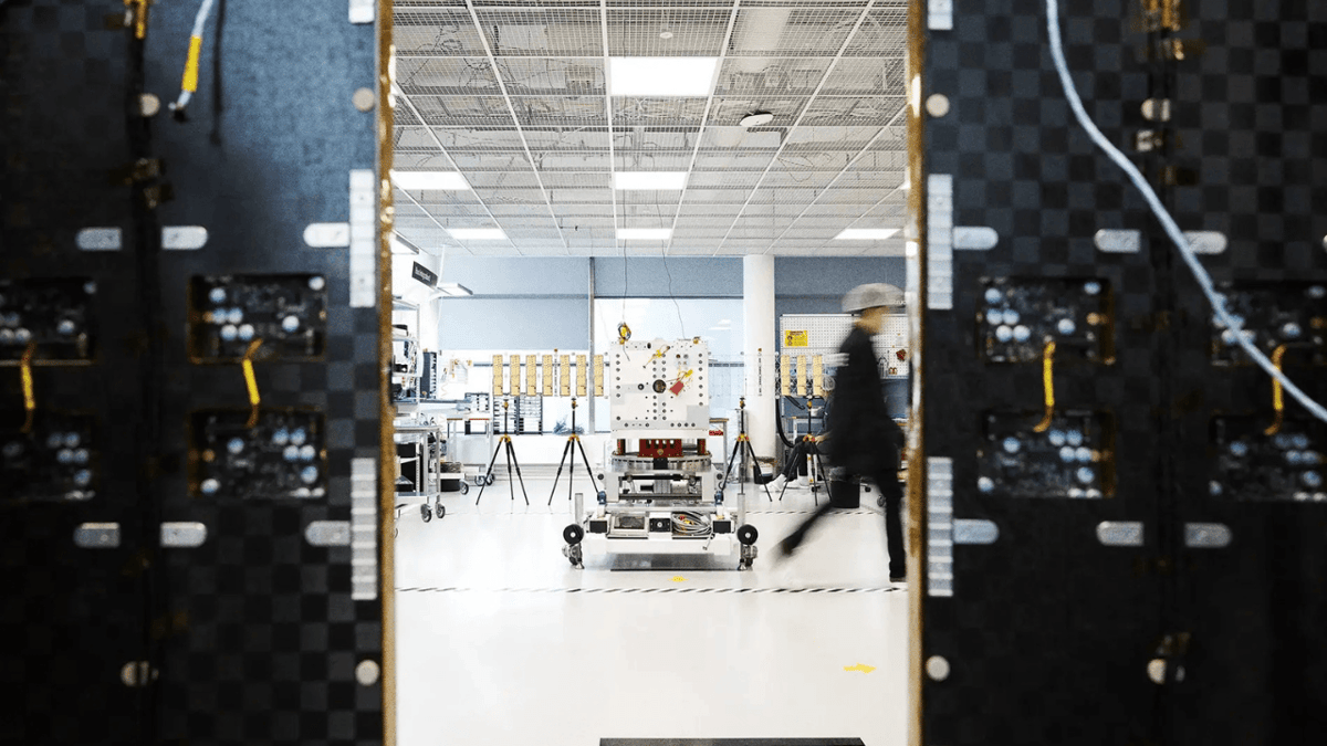 ICEYE Secures $327M Revolving Credit Facility to Scale Sovereign Satellite Intelligence