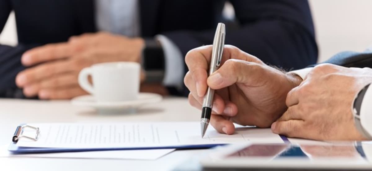 Trump Executive Order Pushes Fixed-Price Contracting, but Implementation Questions Loom
