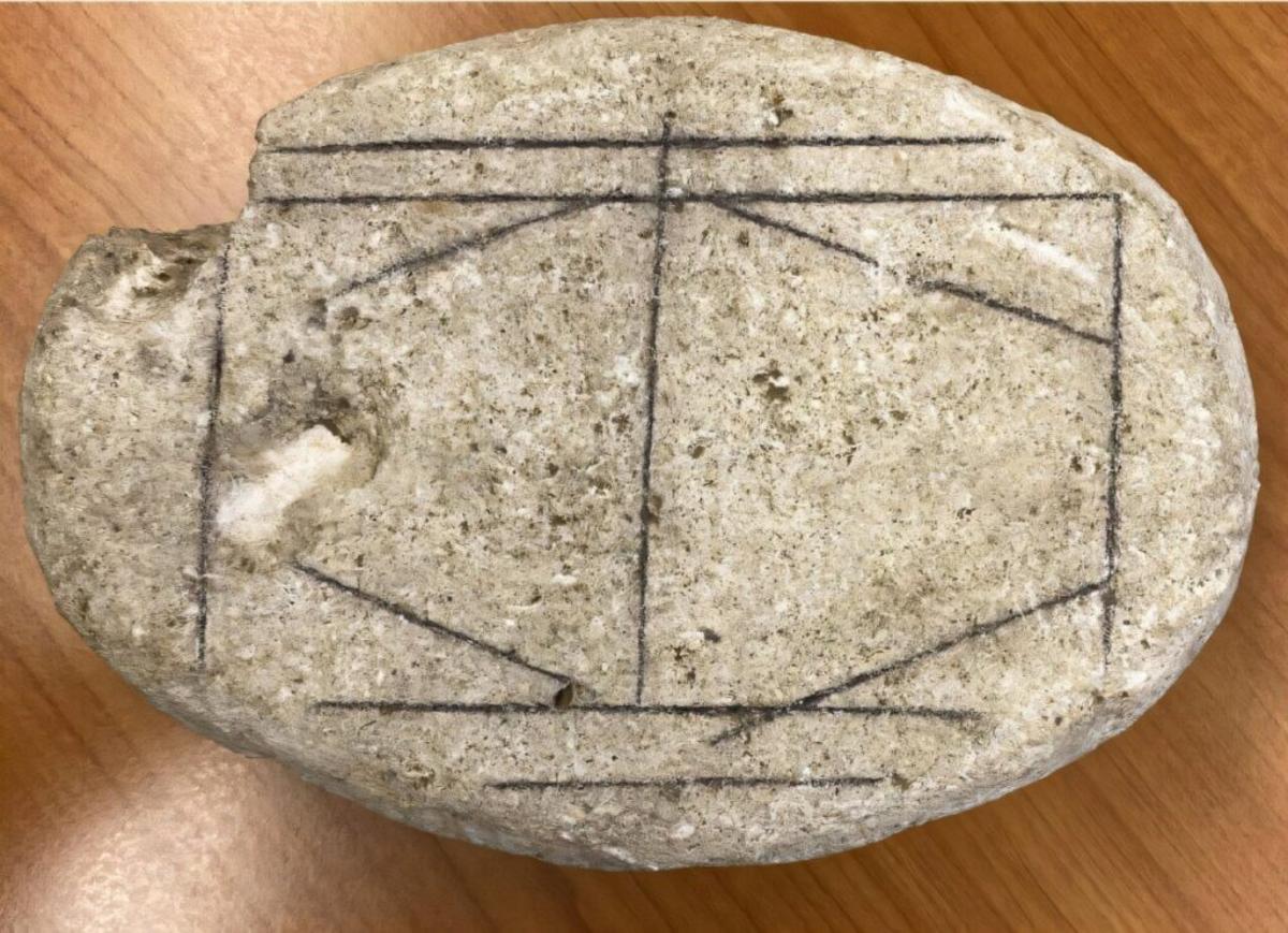 AI Figures Out the Rules of a Mysterious 2,000-Year-Old Board Game From Ancient Rome