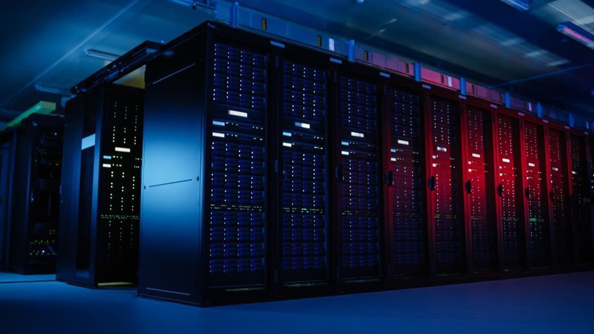 Analysis-Investors Press Amazon, Microsoft and Google on Water, Power Use in US Data Centers