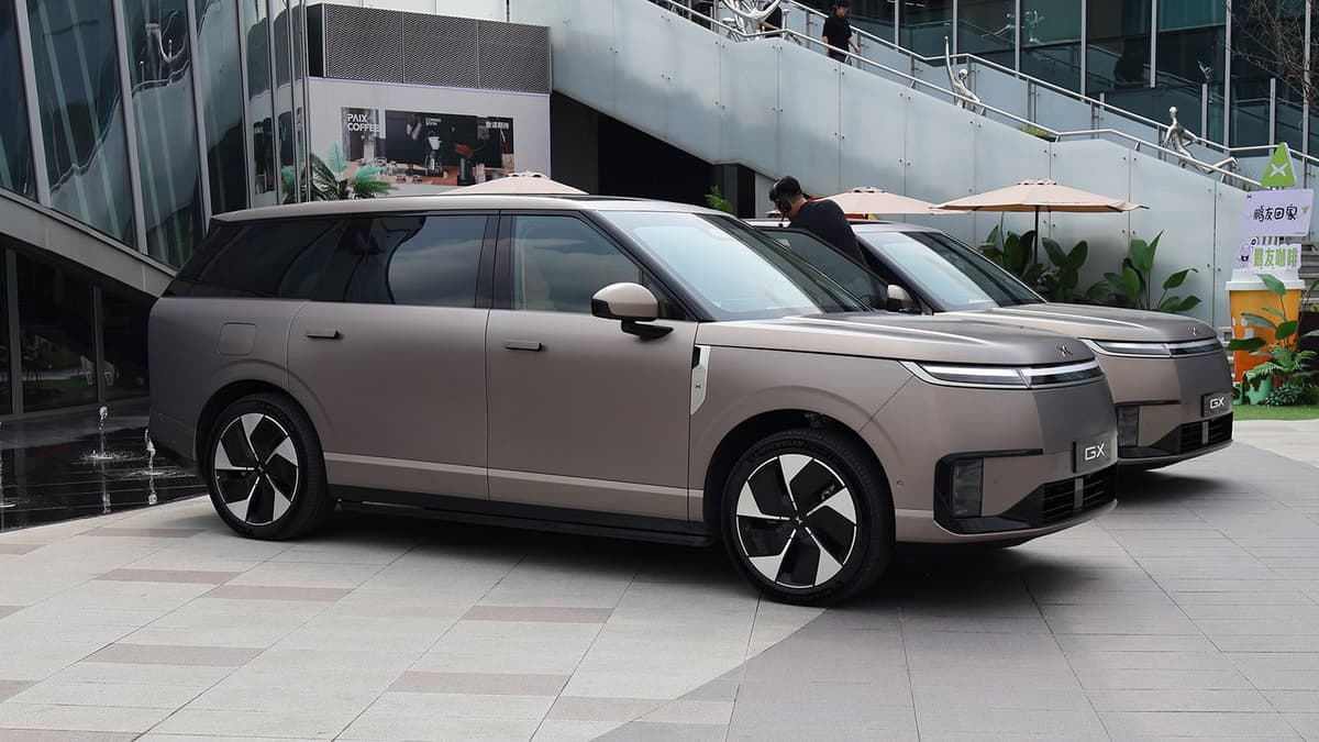 Xpeng Scrambles to Boost GX SUV Production as Wait Times Hit 35 Weeks