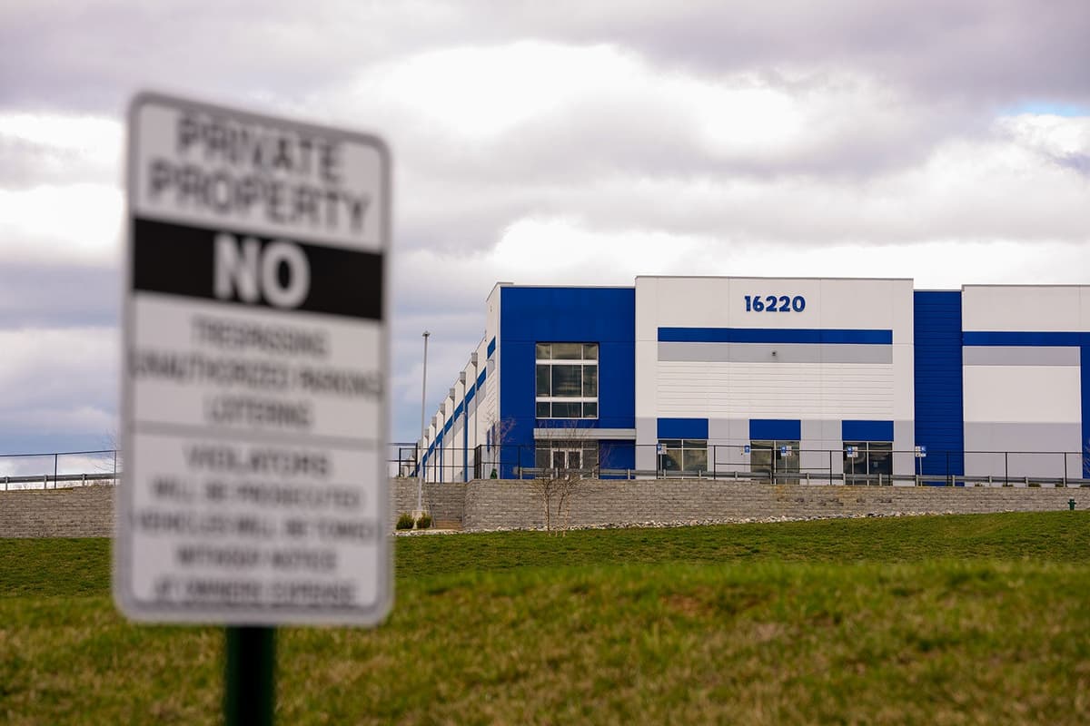 One State Has an Ingenious New Strategy for Blocking the Opening of an ICE Detention Warehouse