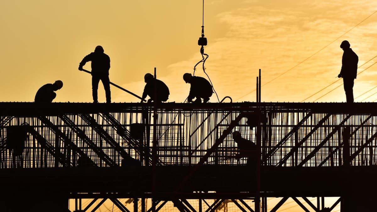 What Tougher English Rules Mean for Construction Employers